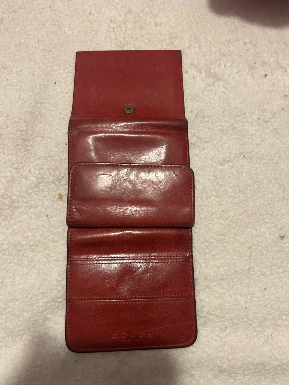 Coach Red Leather Compact Bifold Wallet - Picture 2 of 4